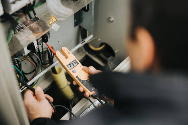 Best Electrical Contractors for Businesses  in Markesan, WI